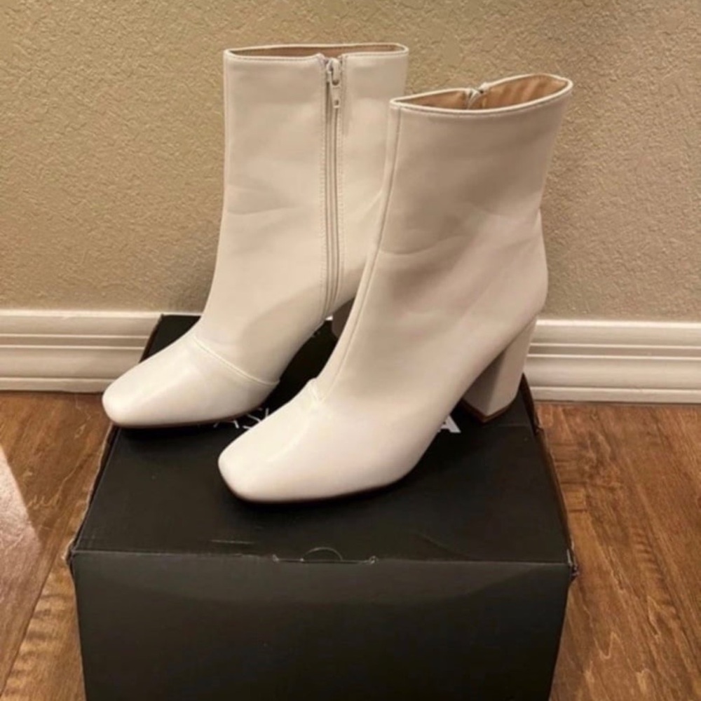 Women’s Booties